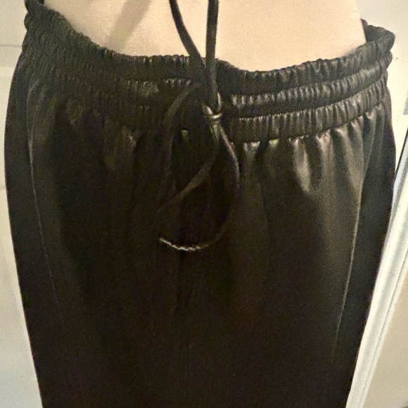 Simply Vera Wang Faux Leather Aline Skirt - Picture 8 of 10